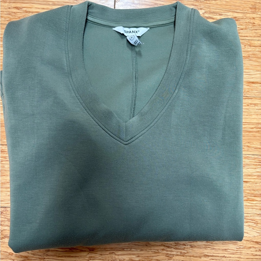 SPANX brushed v neck tunic in clover - Picture 2 of 4